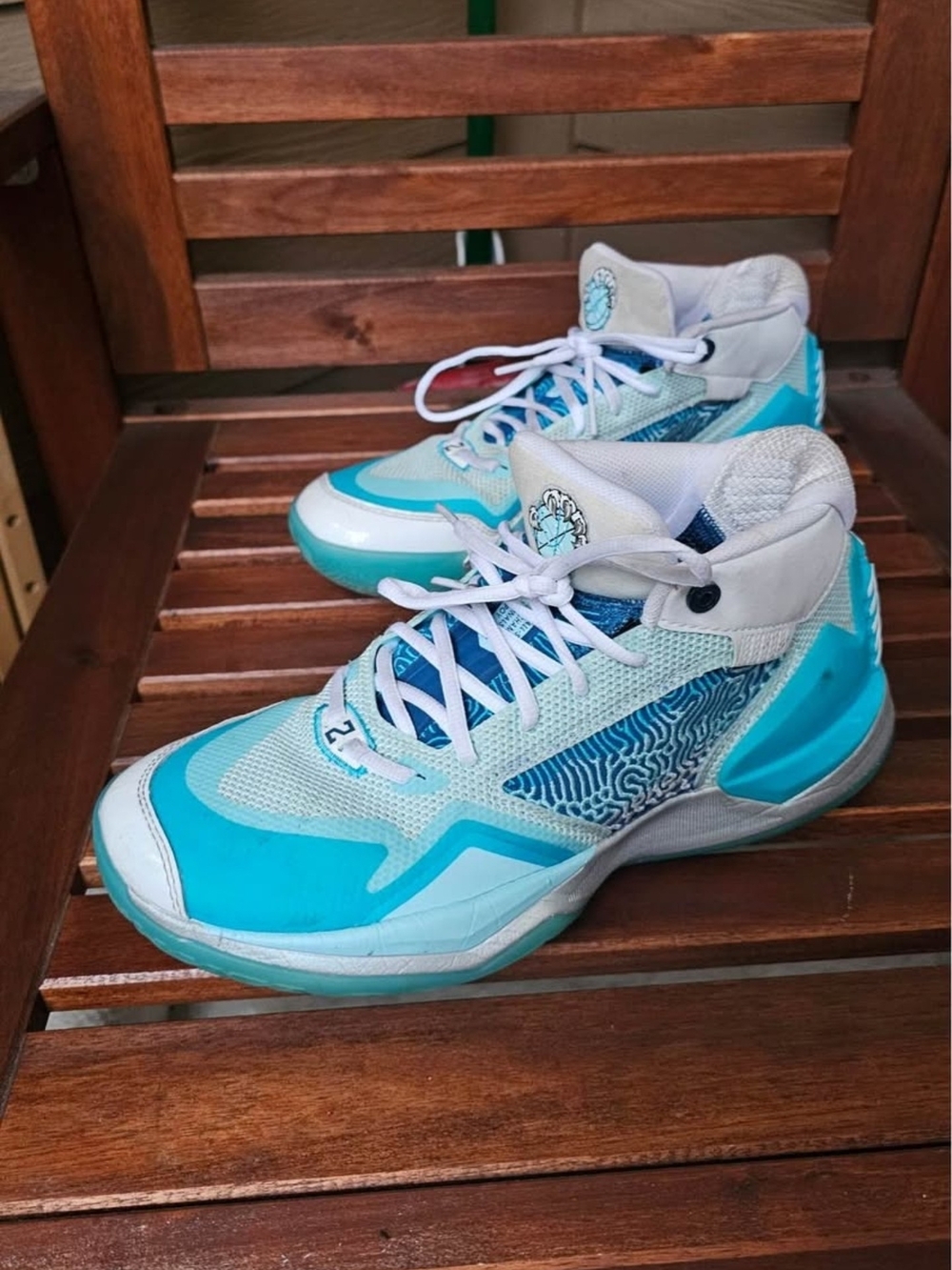 New Balance basketball shoes size 8